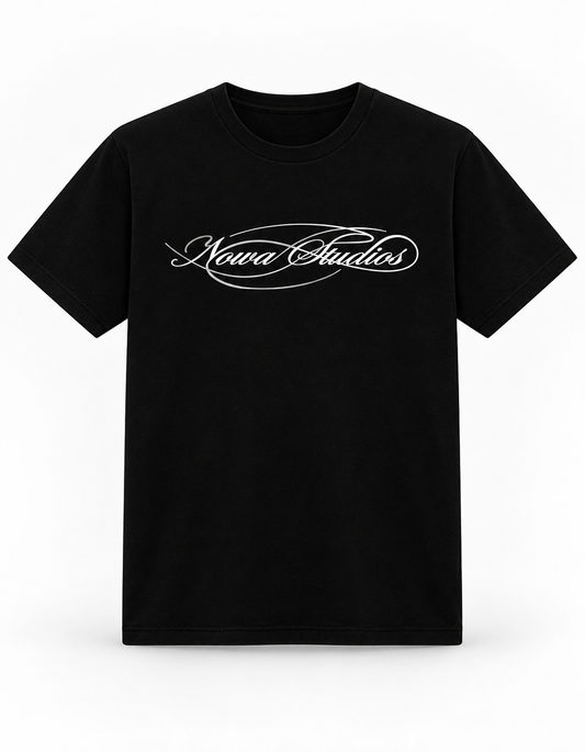 "NOWA STUDIOS" T-SHIRT BLACK
